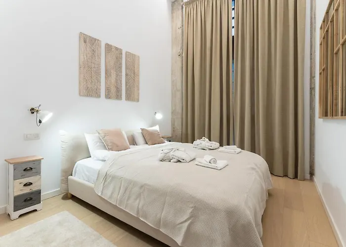 High Ceiling Gem In Heart Of Historic District Appartement *